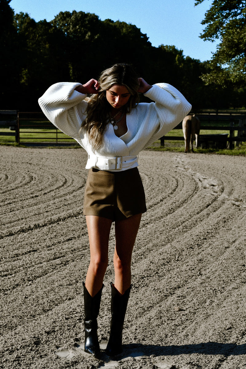 NONCHALANT | Tiana Short - Brown