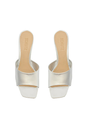 SCHUTZ | Dethalia Metallic Leather Sandal - Prata