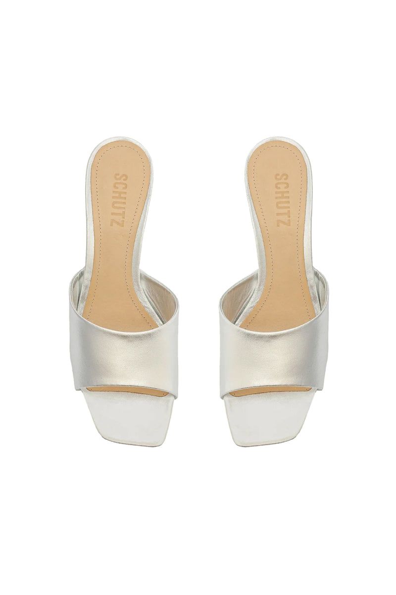 SCHUTZ | Dethalia Metallic Leather Sandal - Prata