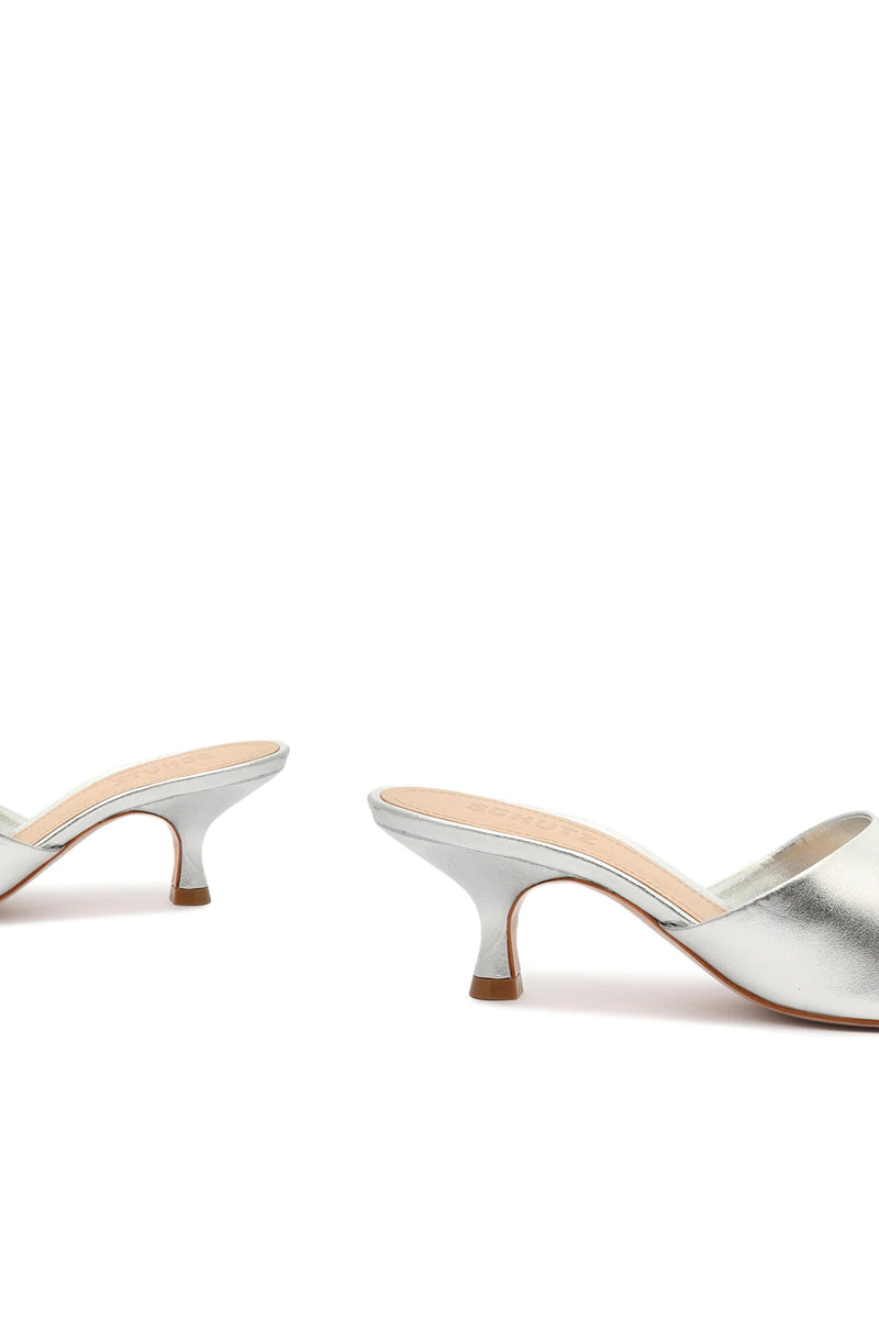 SCHUTZ | Dethalia Metallic Leather Sandal - Prata