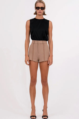 NONCHALANT | Hedda Short - Camel