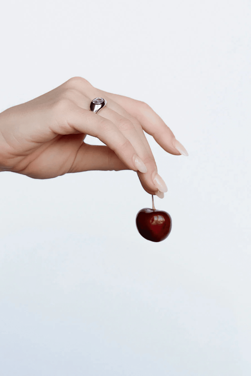 LUV AJ | The Oval Orbit Bezel Ring - Silver