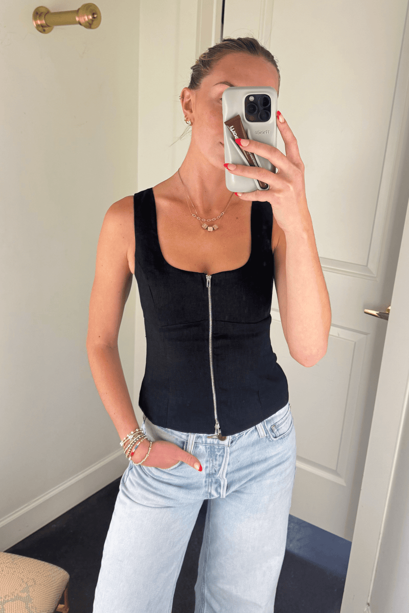 OLIVACEOUS | Zip It Linen Top - Black