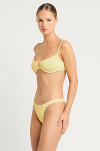 BOND - EYE | Scene Brief - Butter Two Tone