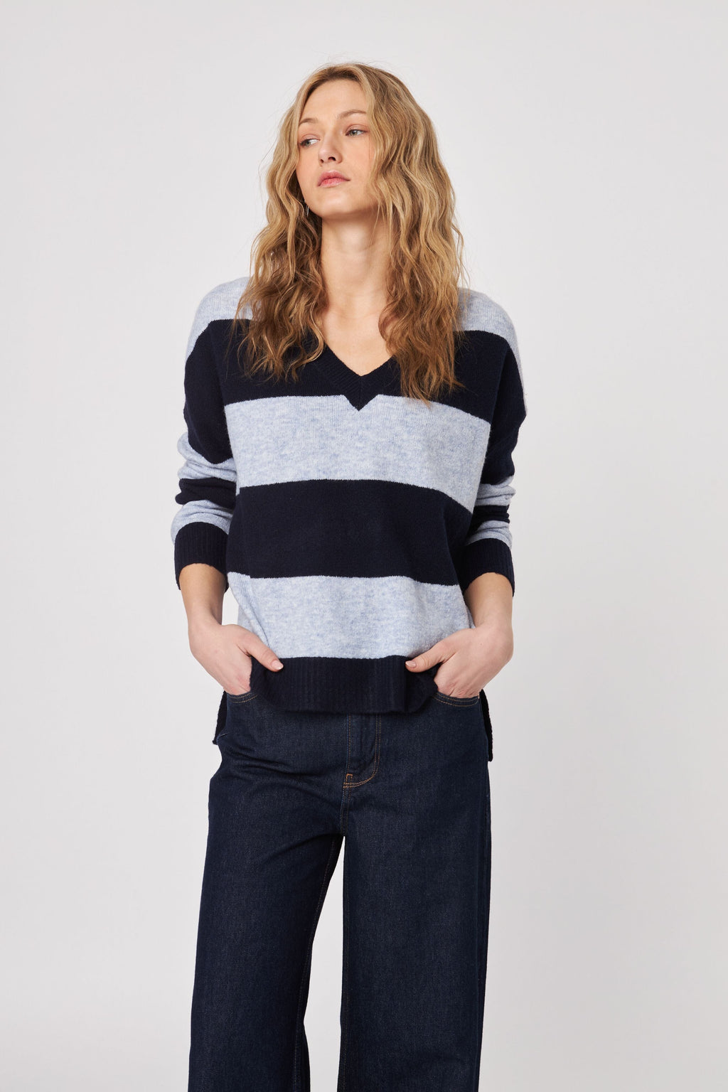 JOHN + JENN | Hadley Sweater - Midnight Window