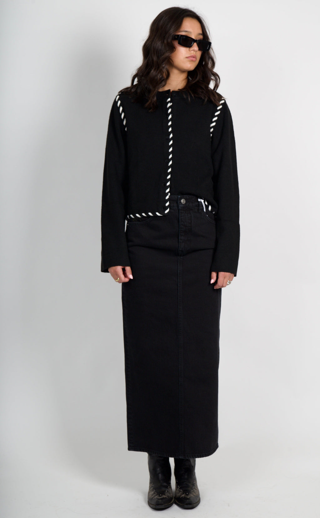 MON RENN | Dahlia Cardigan - Black/Cream