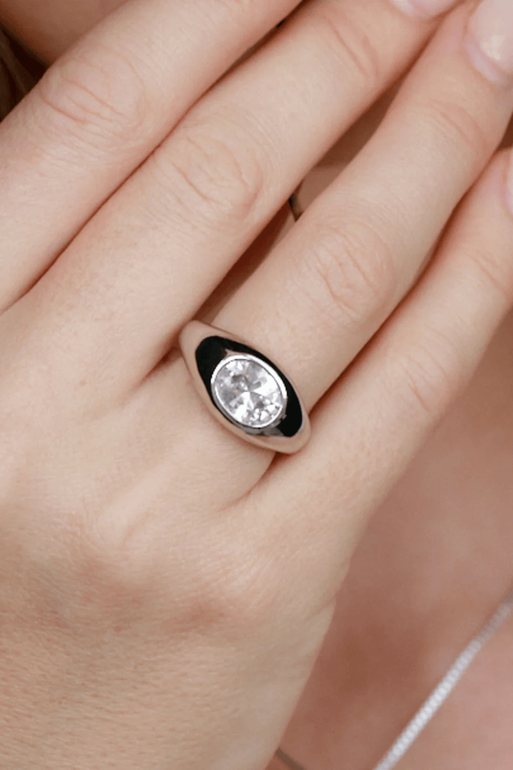 LUV AJ | The Oval Orbit Bezel Ring - Silver