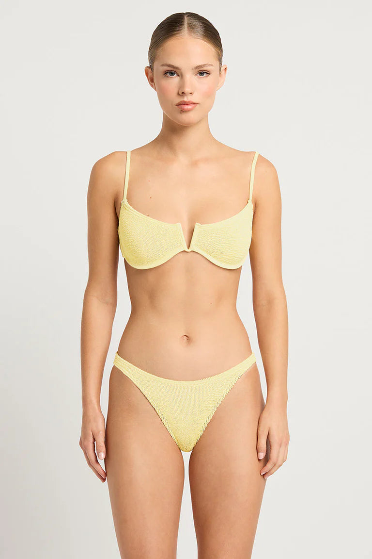 BOND - EYE | Scene Brief - Butter Two Tone