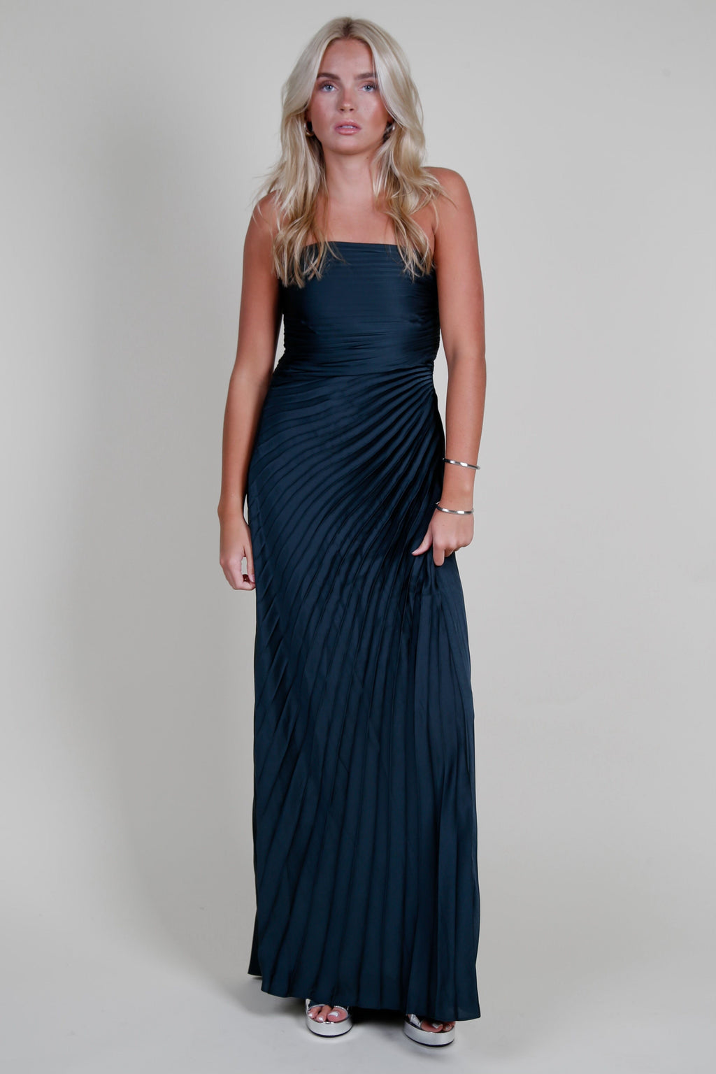 dress Scarlet Clothing dress Scarlet Clothing