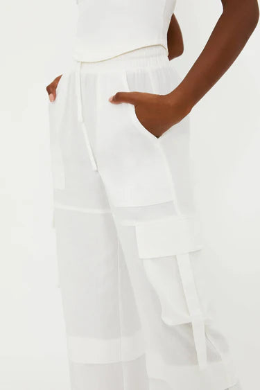 BEACH RIOT | Gianna Pant - White