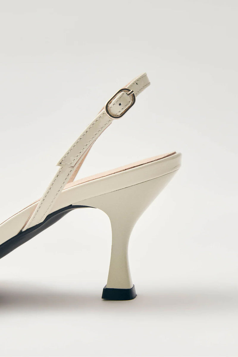 ALOHAS | Jooelle Onix Leather Pumps - Cream