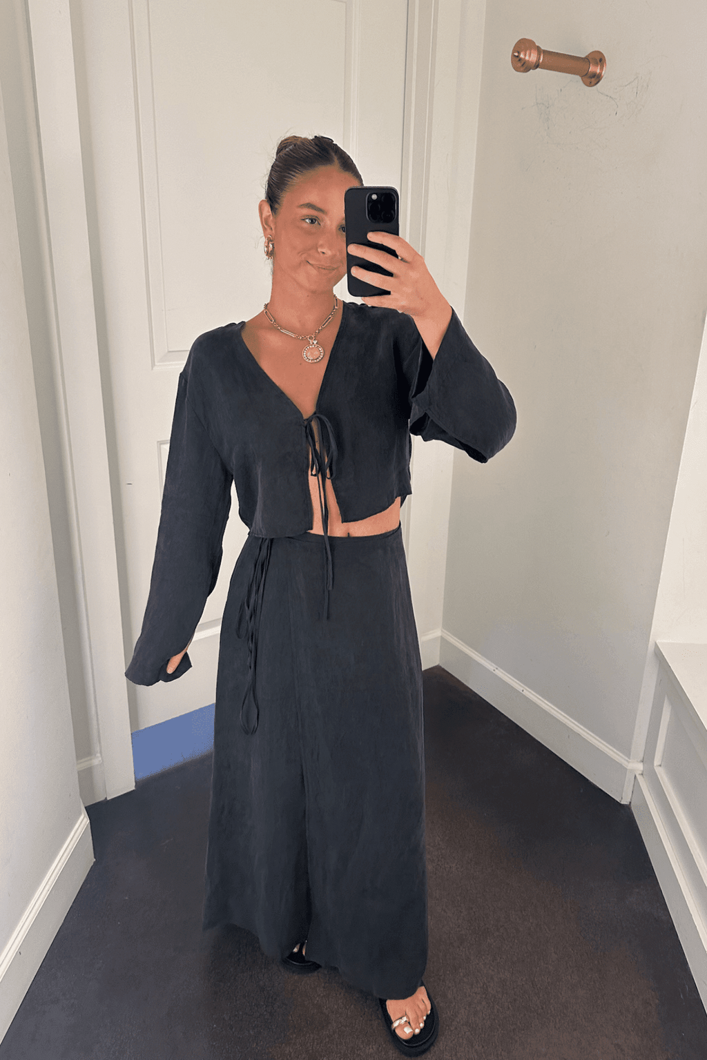 Slate Set Tie Top - Charcoal