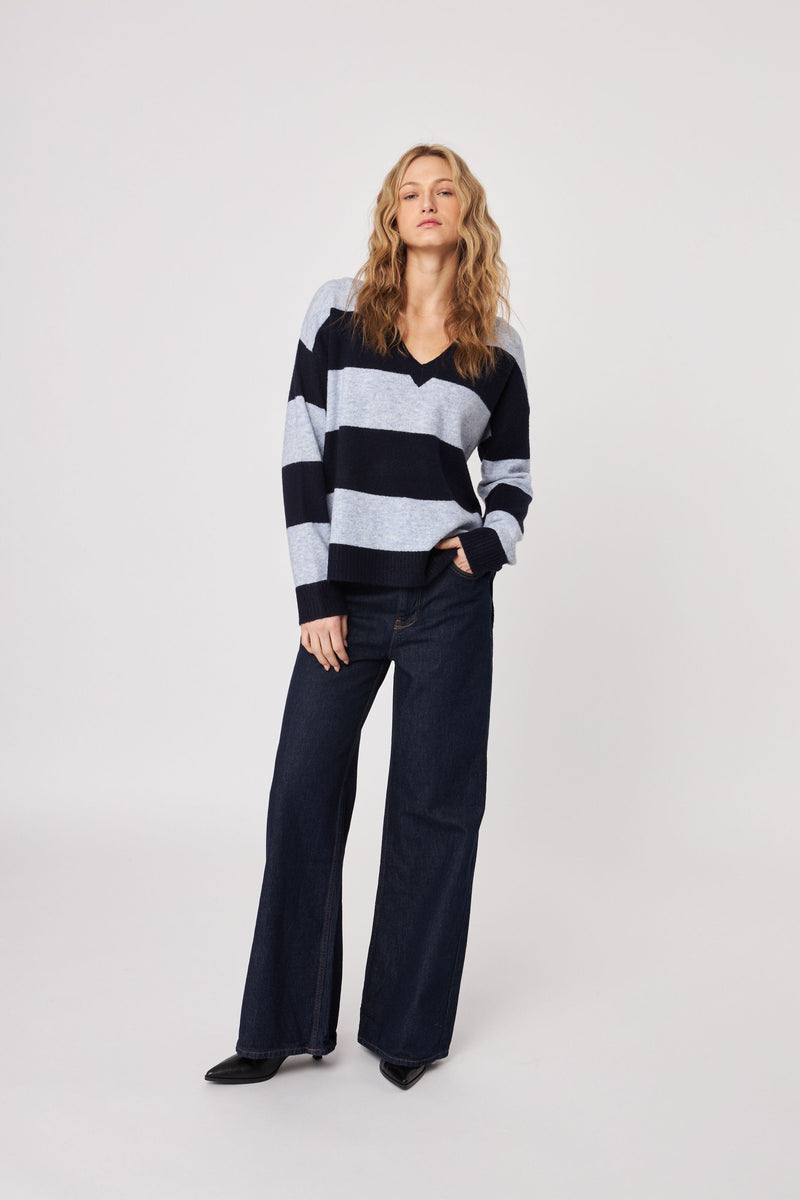 JOHN + JENN | Hadley Sweater - Midnight Window