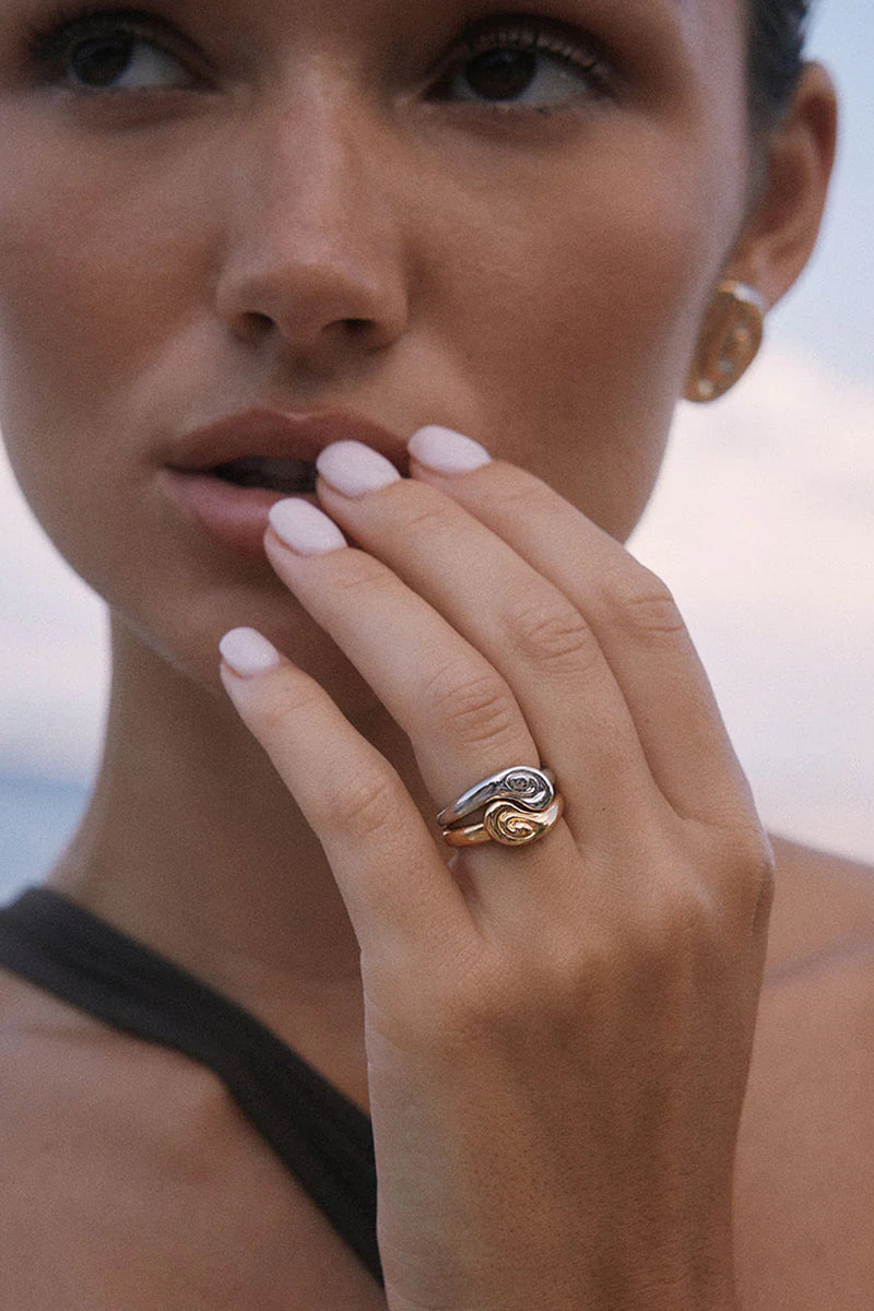 LUV AJ | The Two-Tone Coquille Ring Set