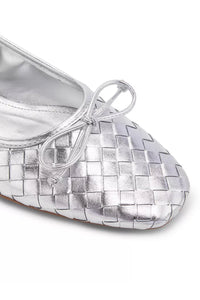 SCHUTZ | Arissa Woven Flat- Metallic