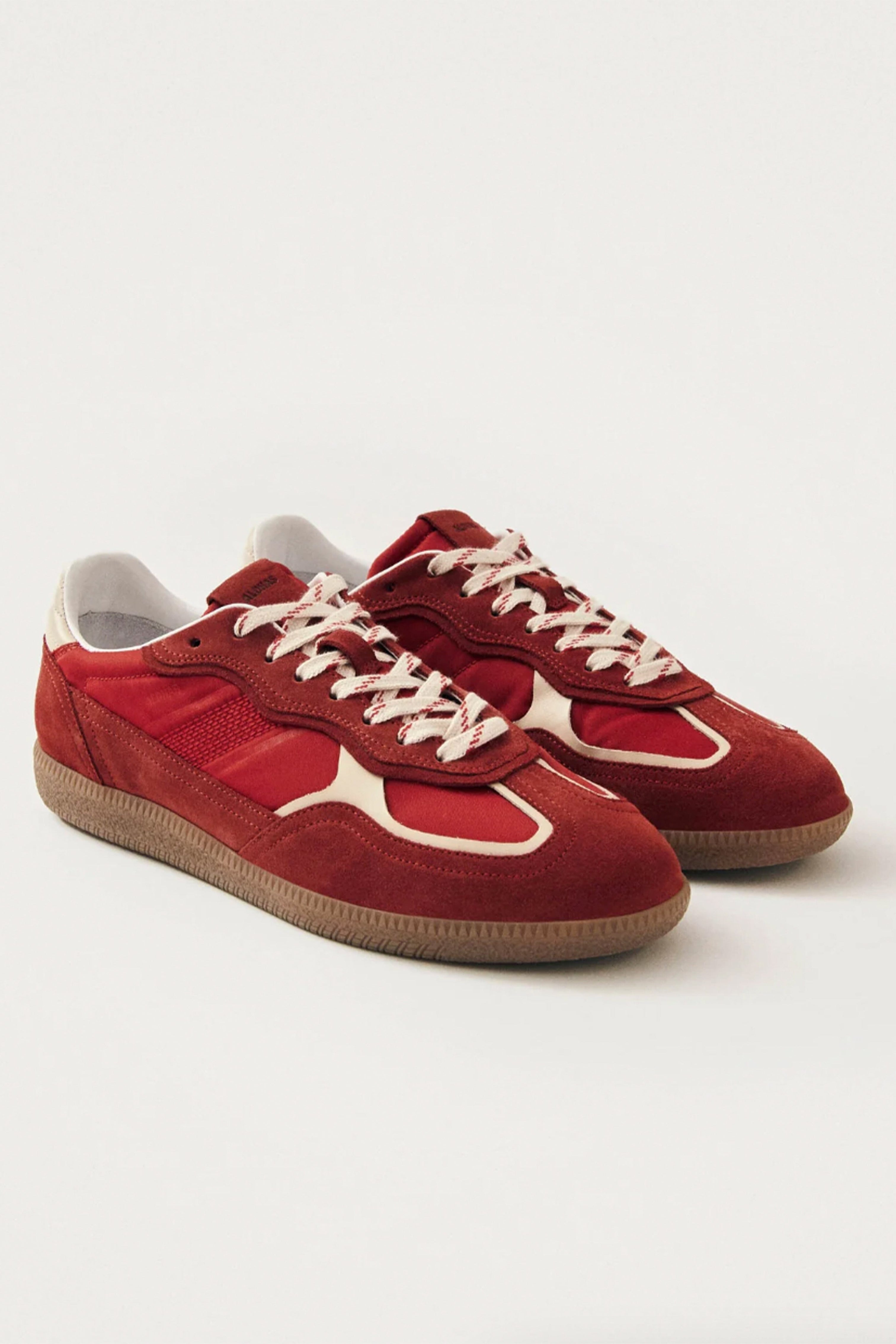 ALOHAS | Rife Sheen Leather Sneakers - Red – Scarlet Clothing