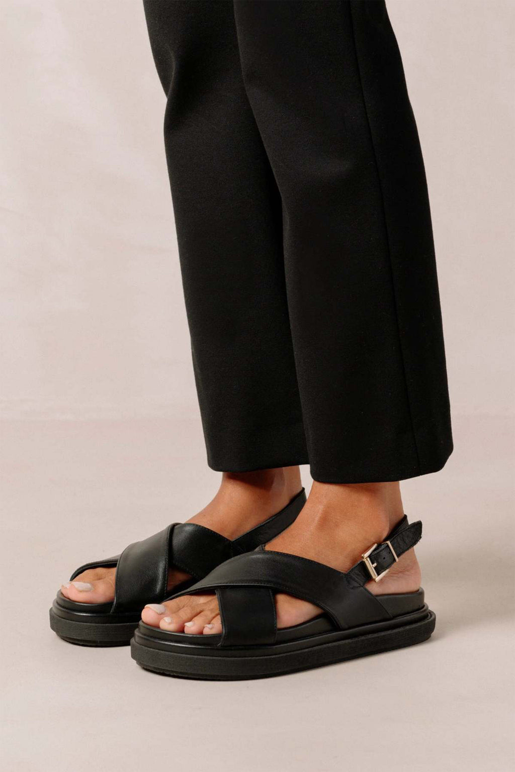 ALOHAS | Marshmallow Sandals - Total Black