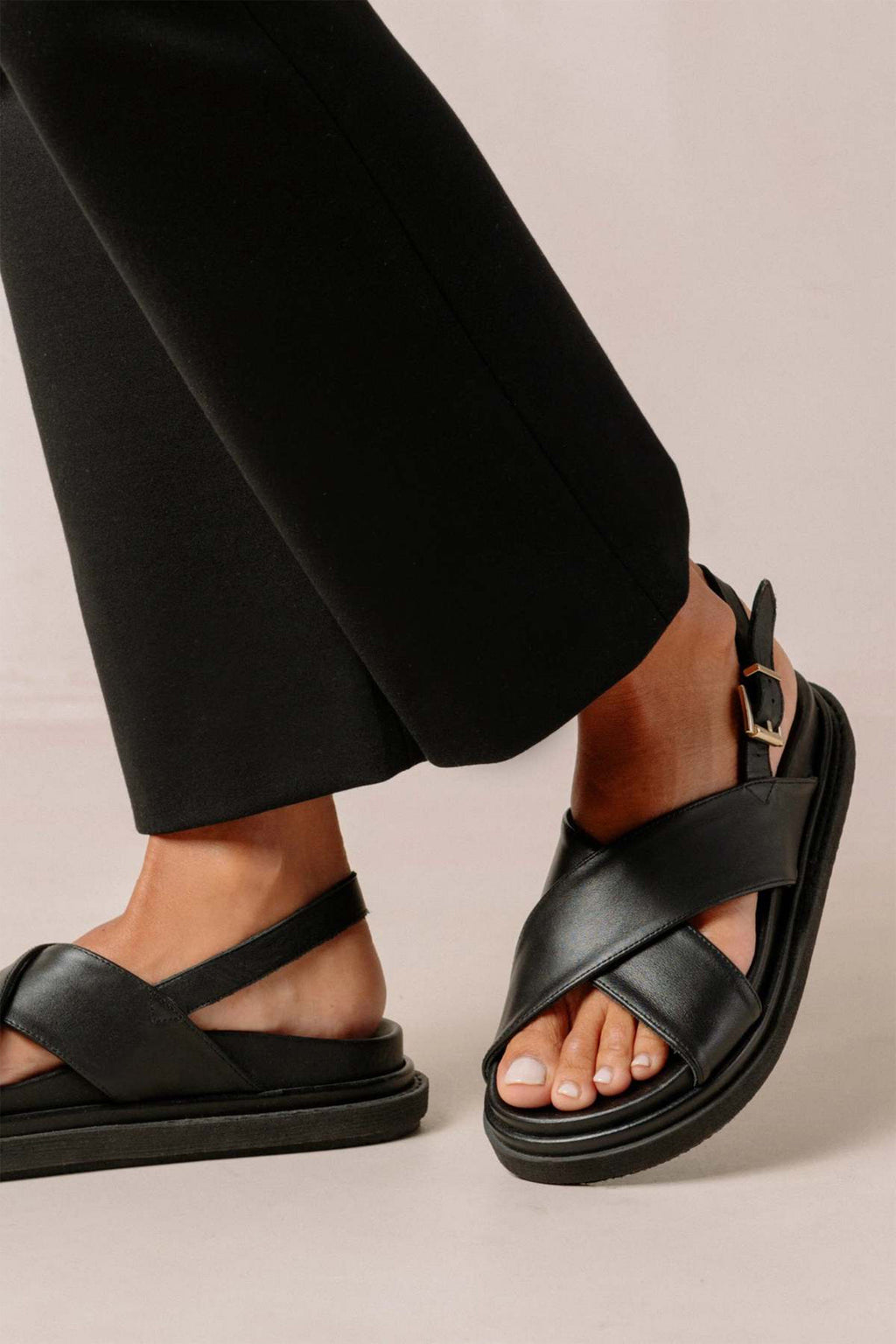 ALOHAS | Marshmallow Sandals - Total Black