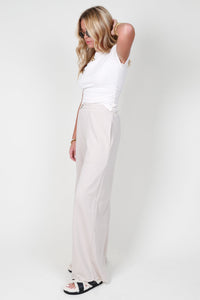 The Elaina Ruched Top - Ivory