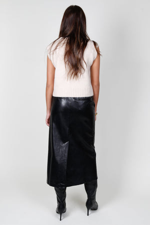 The Payton Sweater Vest - Cream