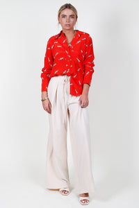 EQUIPMENT |The Quinne Silk Top - Fiery Red