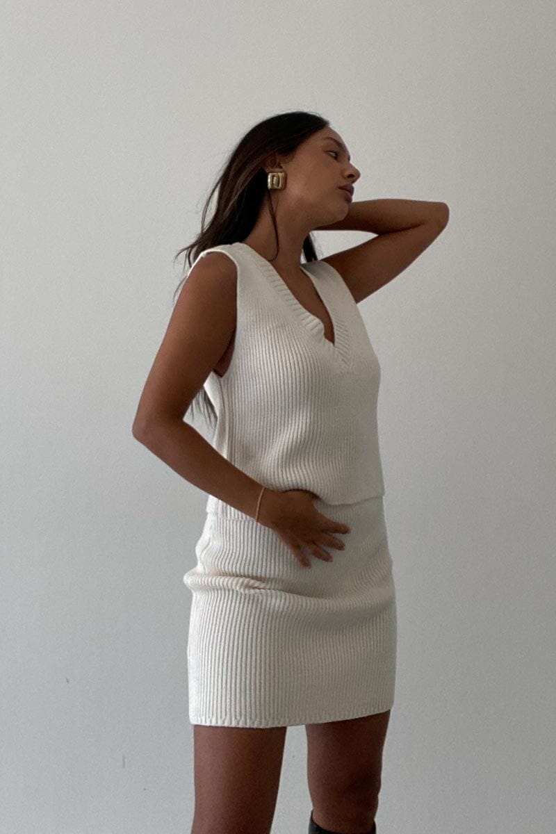 Ribbed Knit Vest Set - Ivory