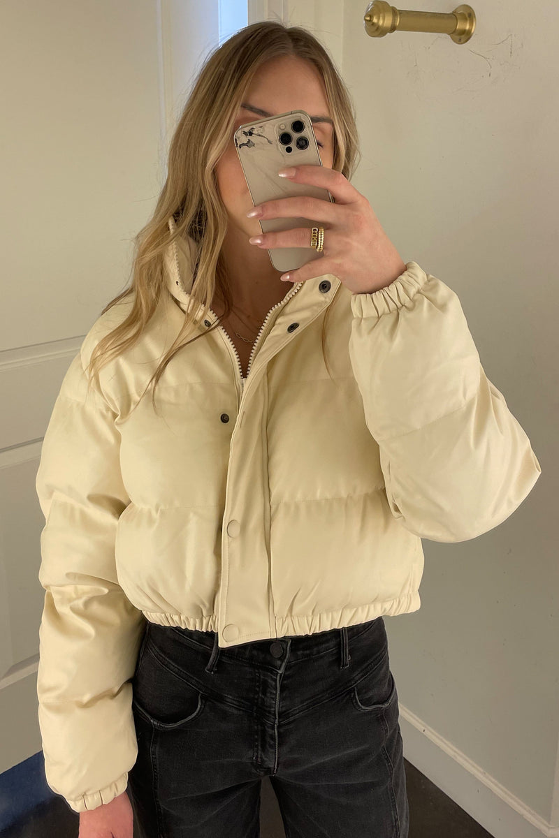 Cropped Faux Leather Puffer Jacket - Cream