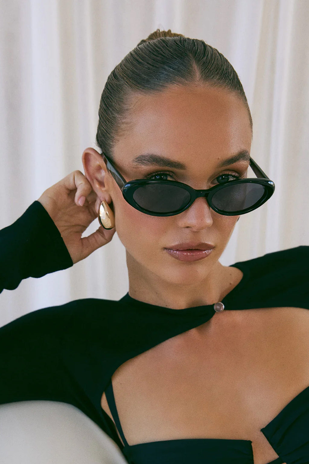 BANBE | The Iris - Jet Black