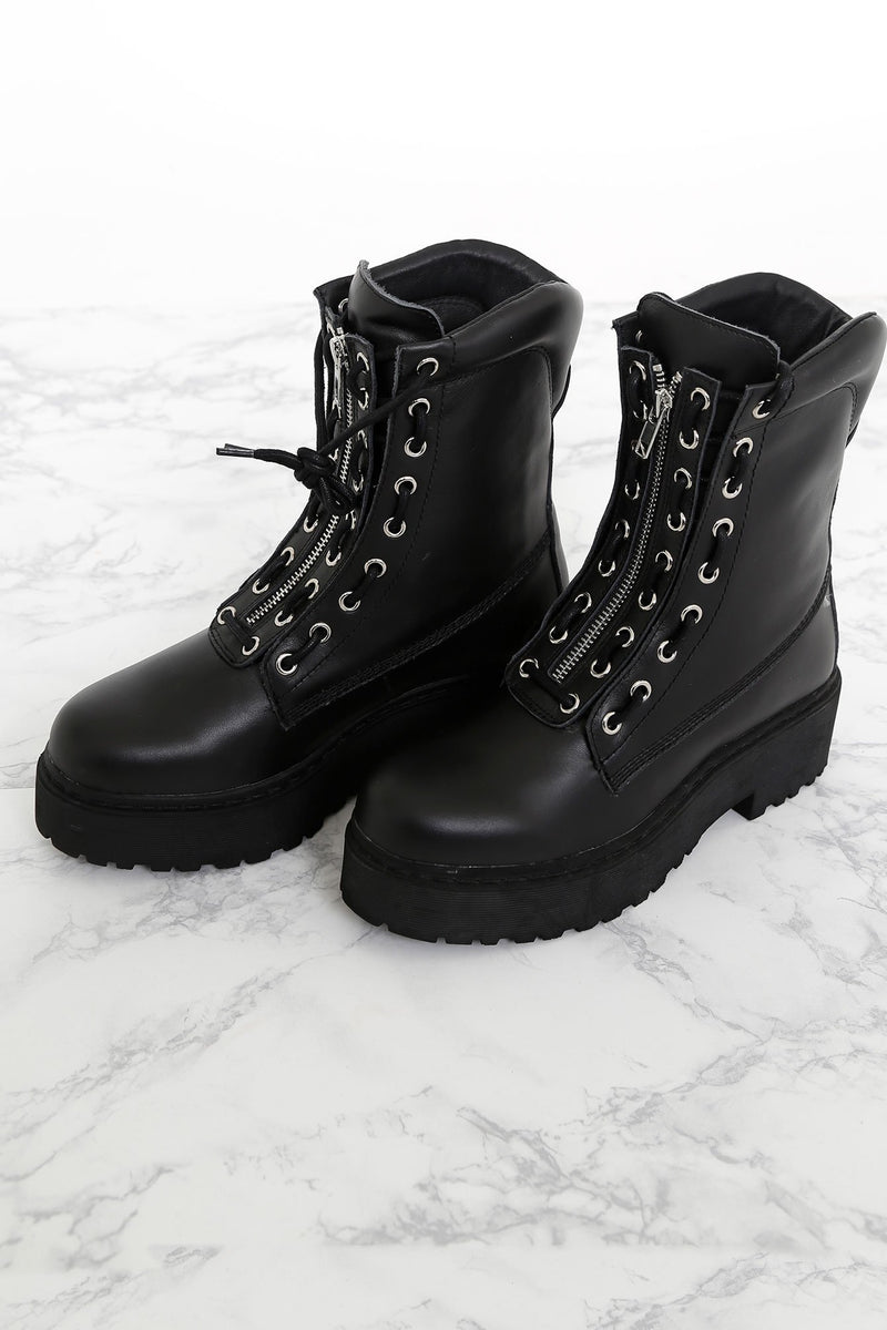 JEFFREY CAMPBELL X SCARLET | Anarcho Combat Boot - Black