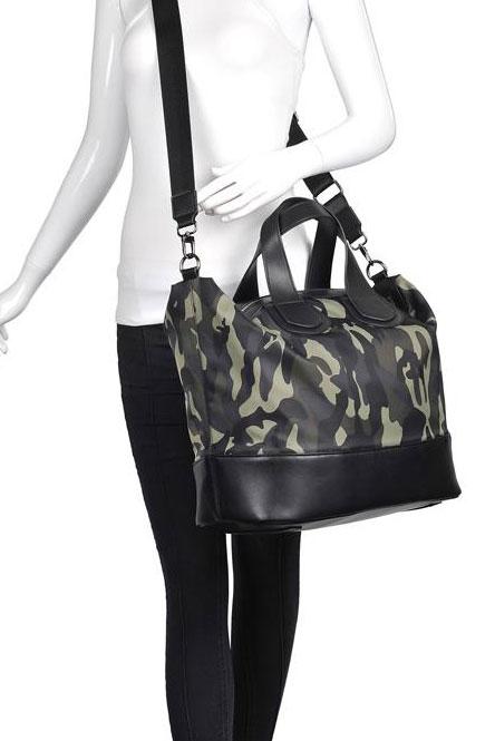 Stella and dot crush it duffle online